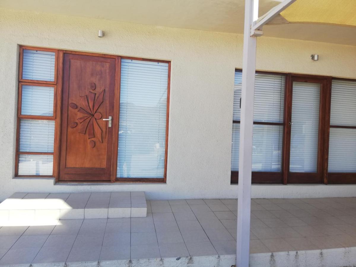 Ginas Place Springbok Exterior photo